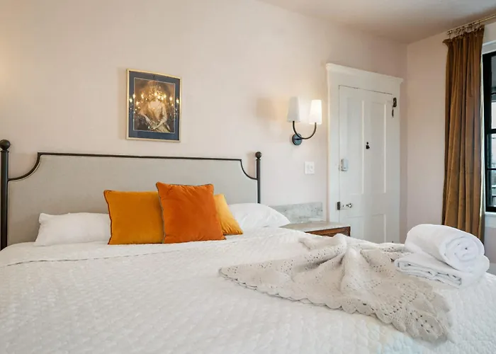 Frankfort Hideaway Urban Retreat In Louisville