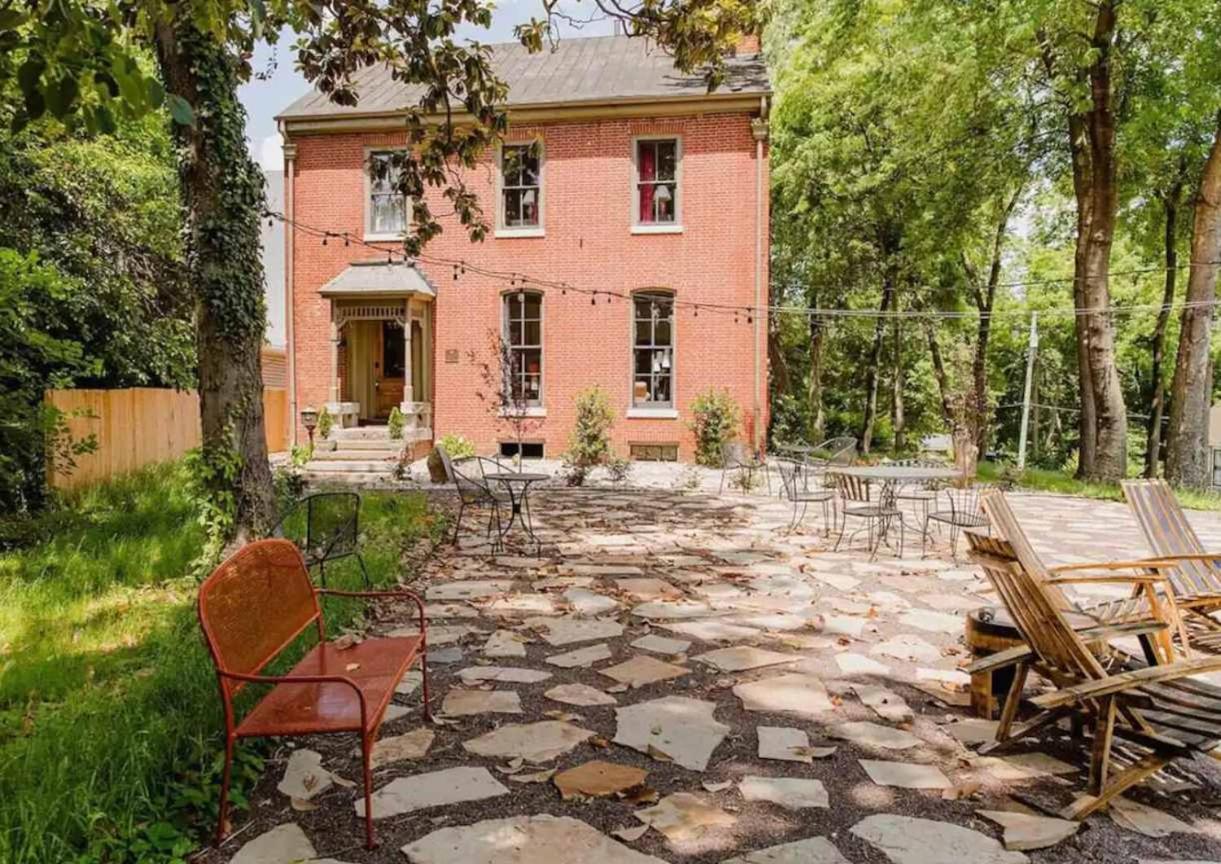 Frankfort Hideaway Urban Retreat In Holiday home
