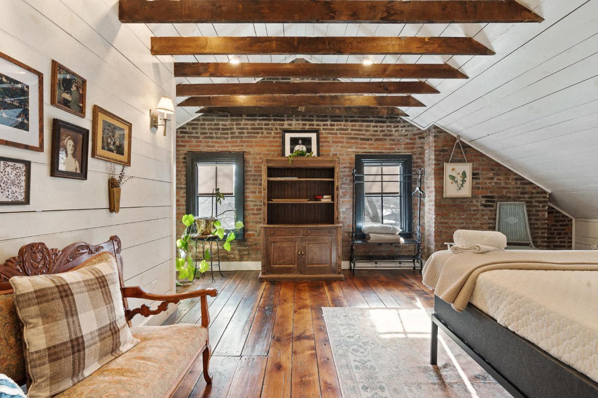 Frankfort Hideaway Urban Retreat In Holiday home