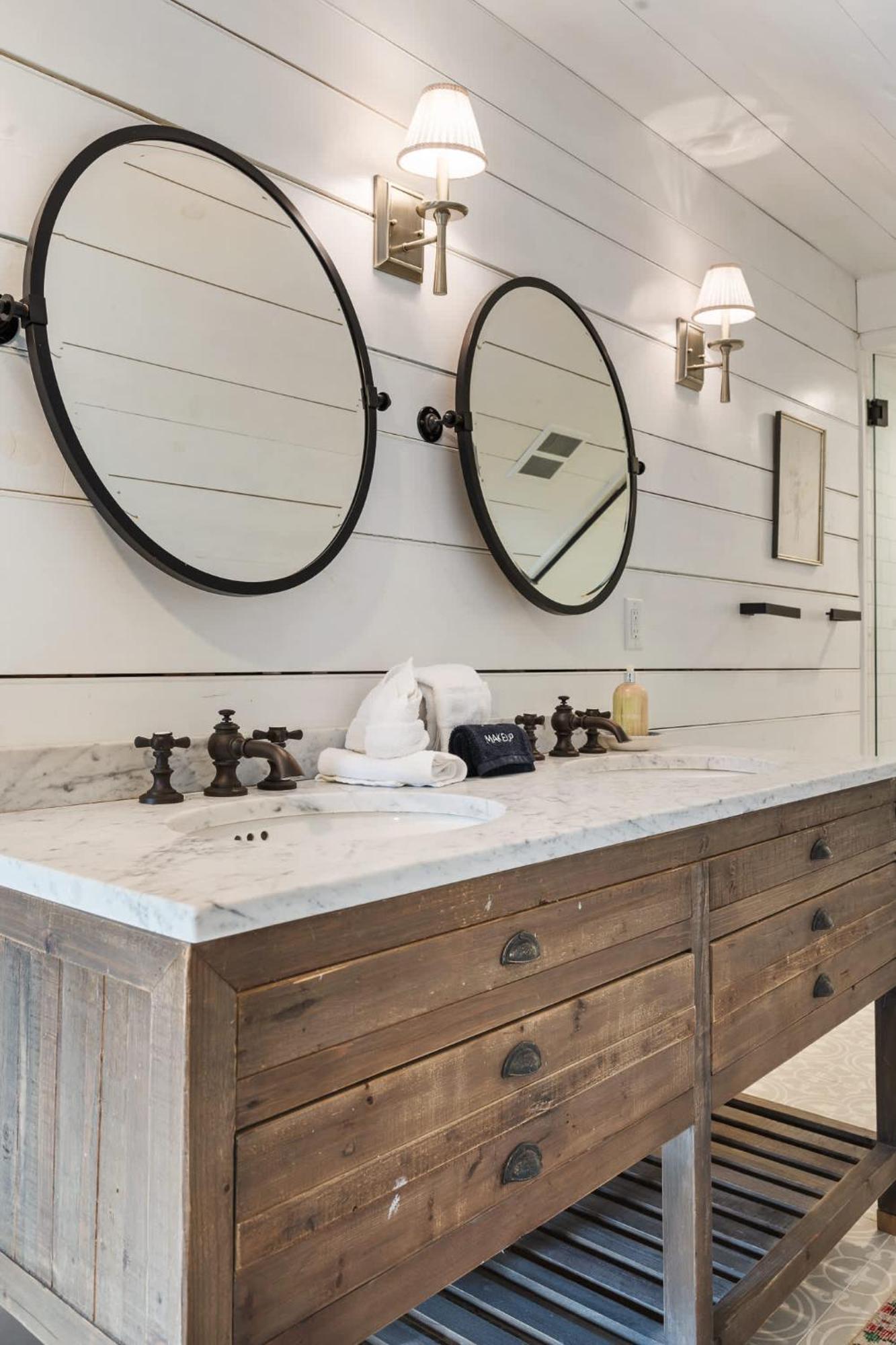 Frankfort Hideaway Urban Retreat In *