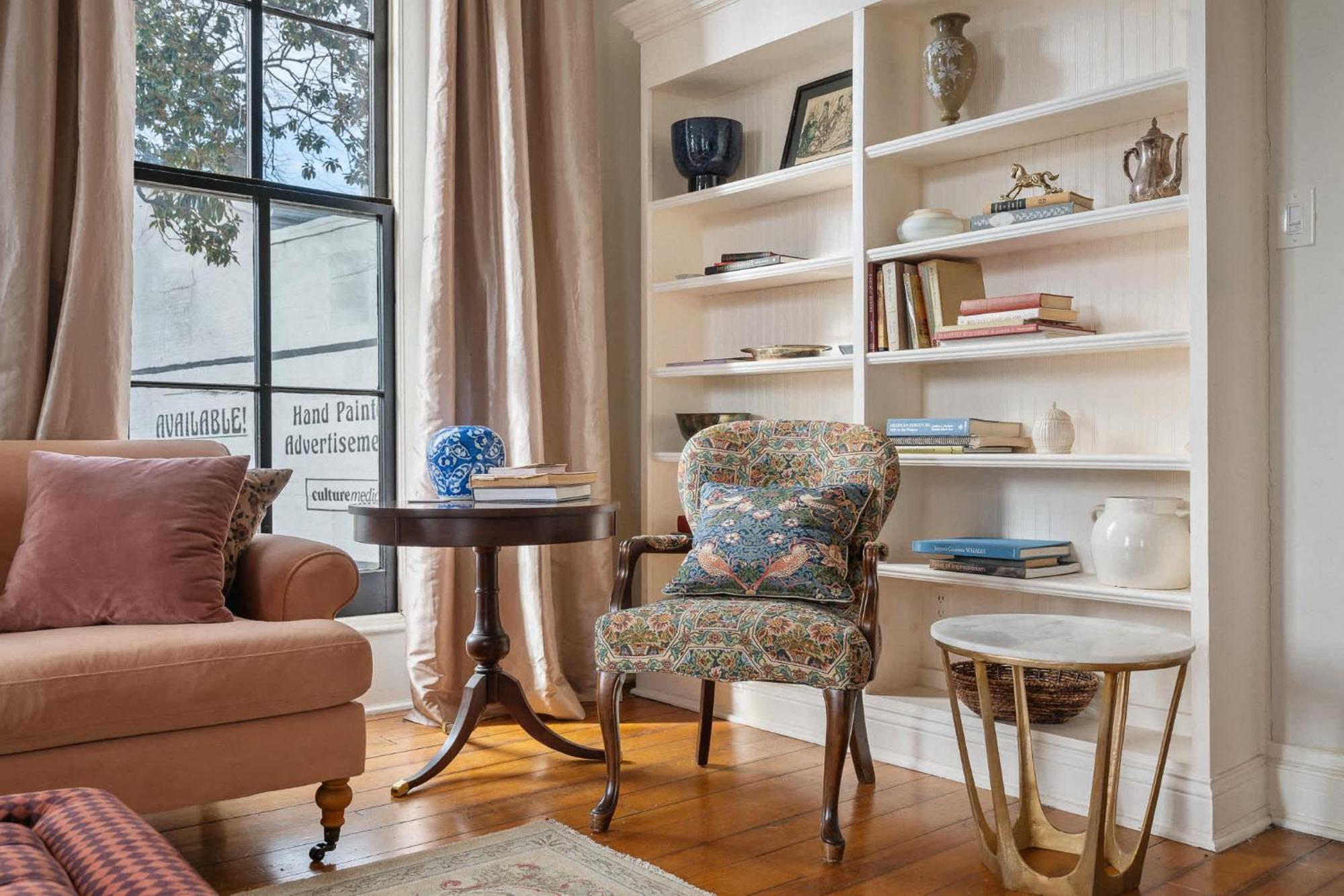 Frankfort Hideaway Urban Retreat In *